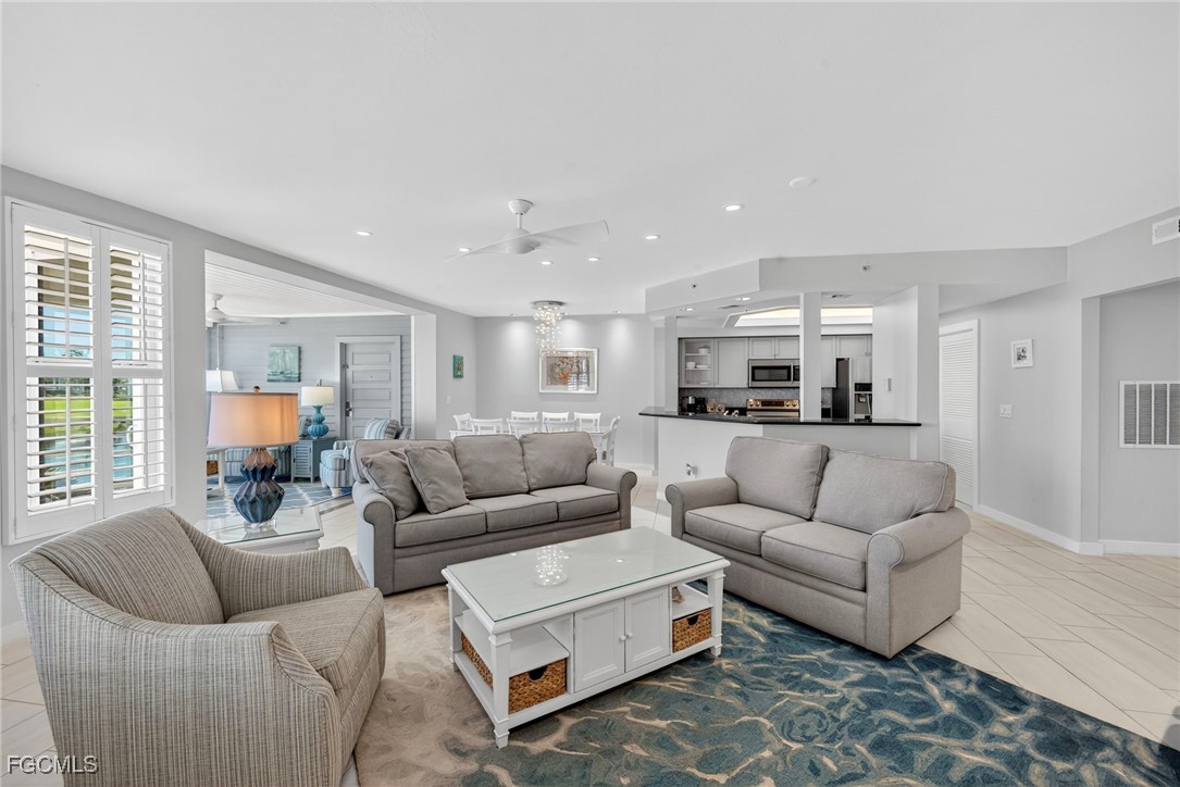2 Bed Waterfront Home for Sale in Land'S End, FL, $1,250,000 — photo 13