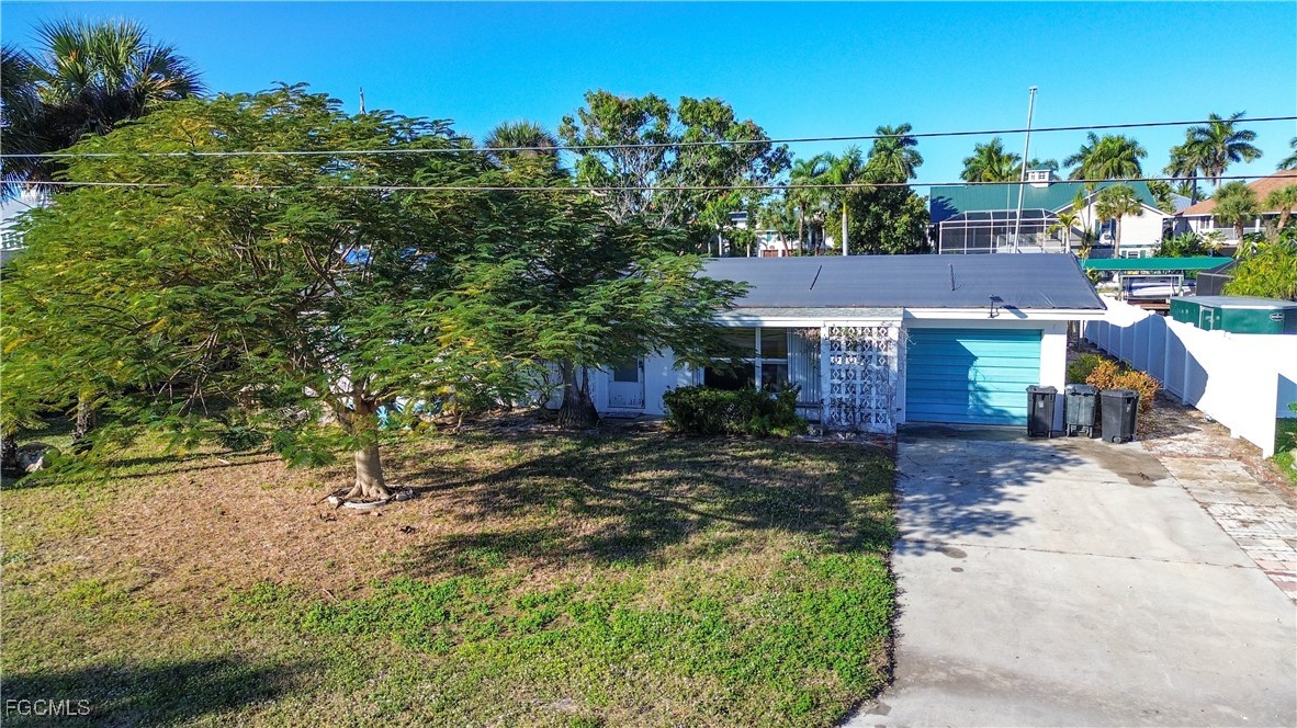 3 Bed Waterfront Home for Sale in Tip Top Isles, FL — photo 13