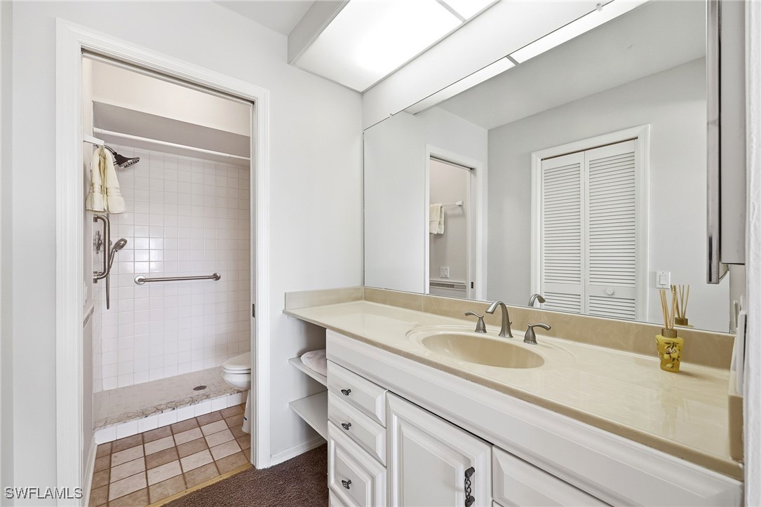2 Bed Condominium for Sale in Country Glen, FL, $249,000 — photo 13