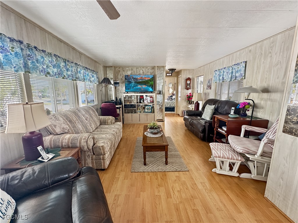 2 Bed ManufacturedHome for Sale in Fort Myers, FL, $89,900 — photo 13