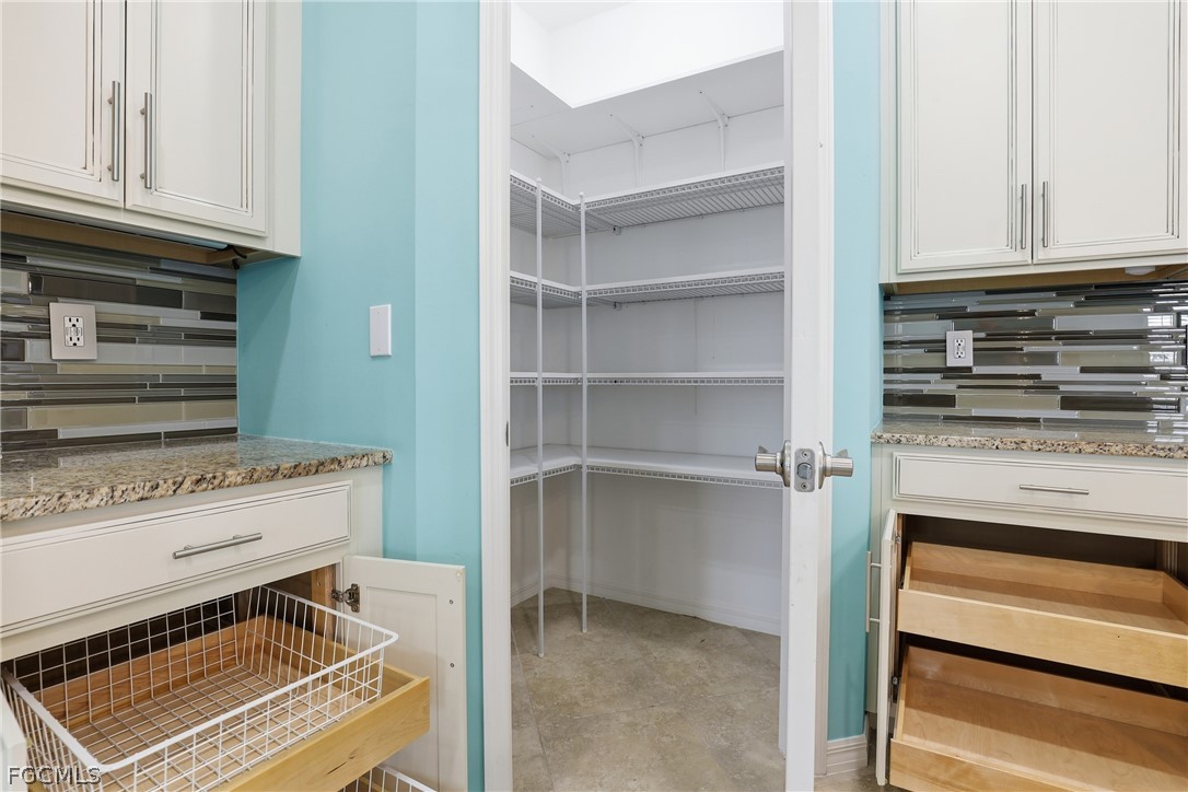 4 Bed Pool Home for Sale in Lindsford, photo 13