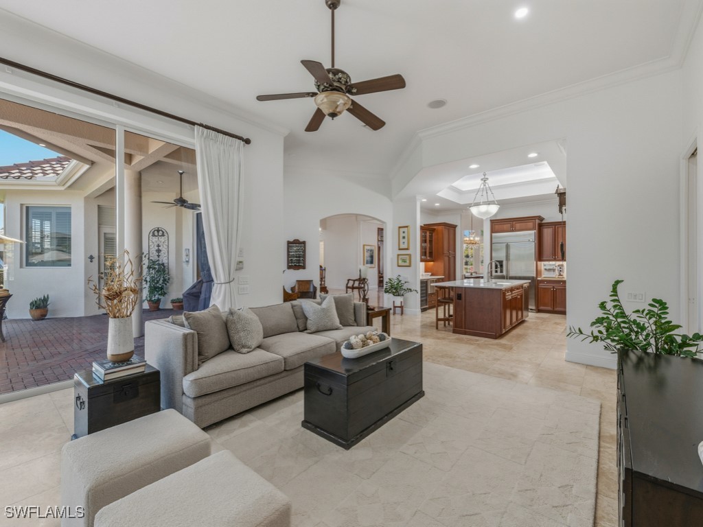 5 Bed Pool Home for Sale in Pine Ridge, photo 13
