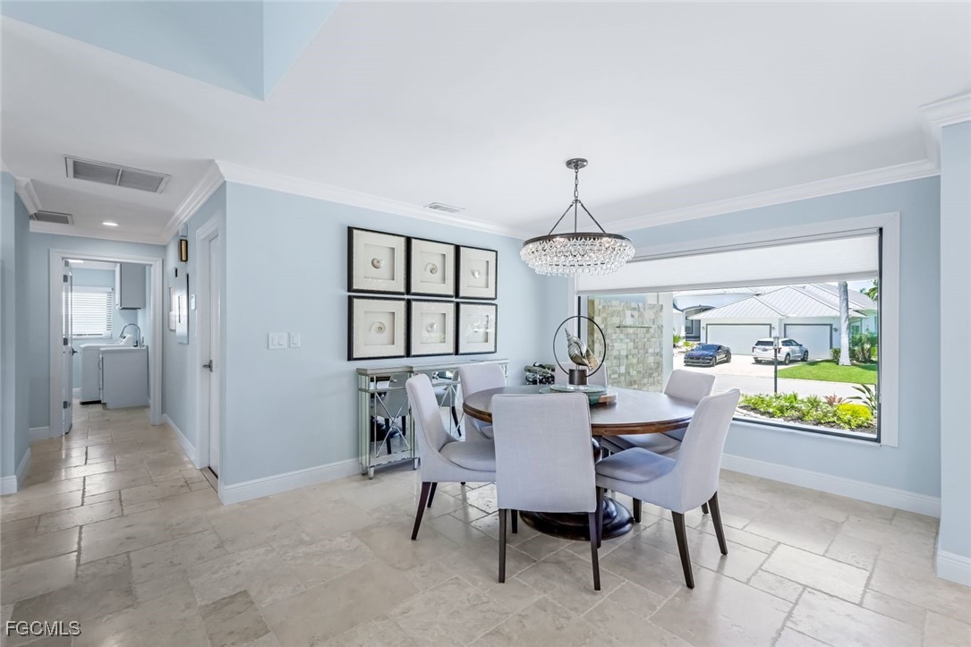 3 Bed Pool Home for Sale in Palm Acres, photo 13
