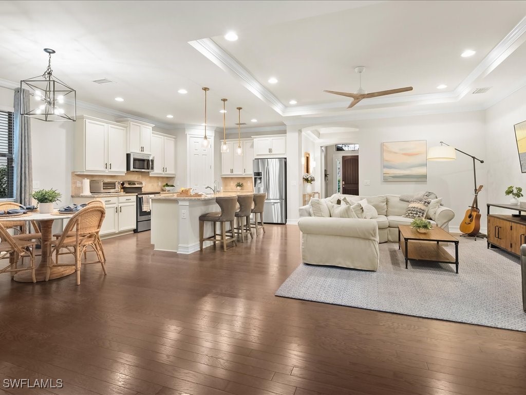 3 Bed SingleFamilyResidence for Sale in Naples, FL, $699,000 — photo 13