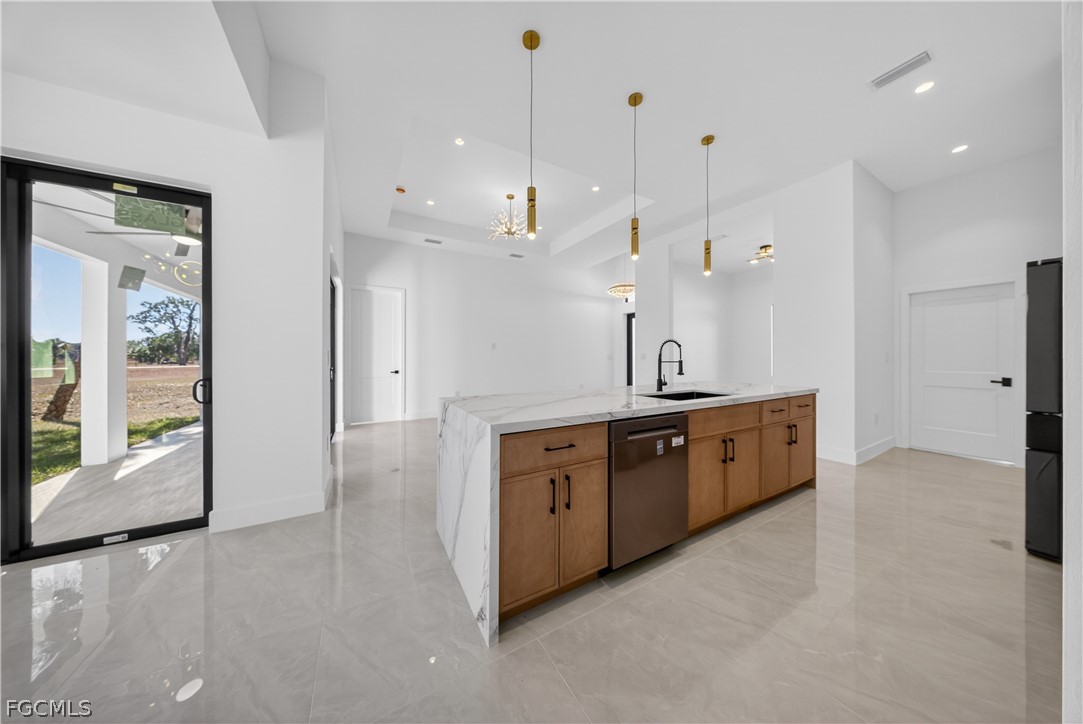 3 Bed SingleFamilyResidence for Sale in Port Labelle, FL — photo 13