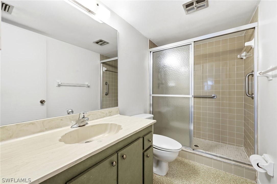 2 Bed Condominium for Sale in Naples, photo 13