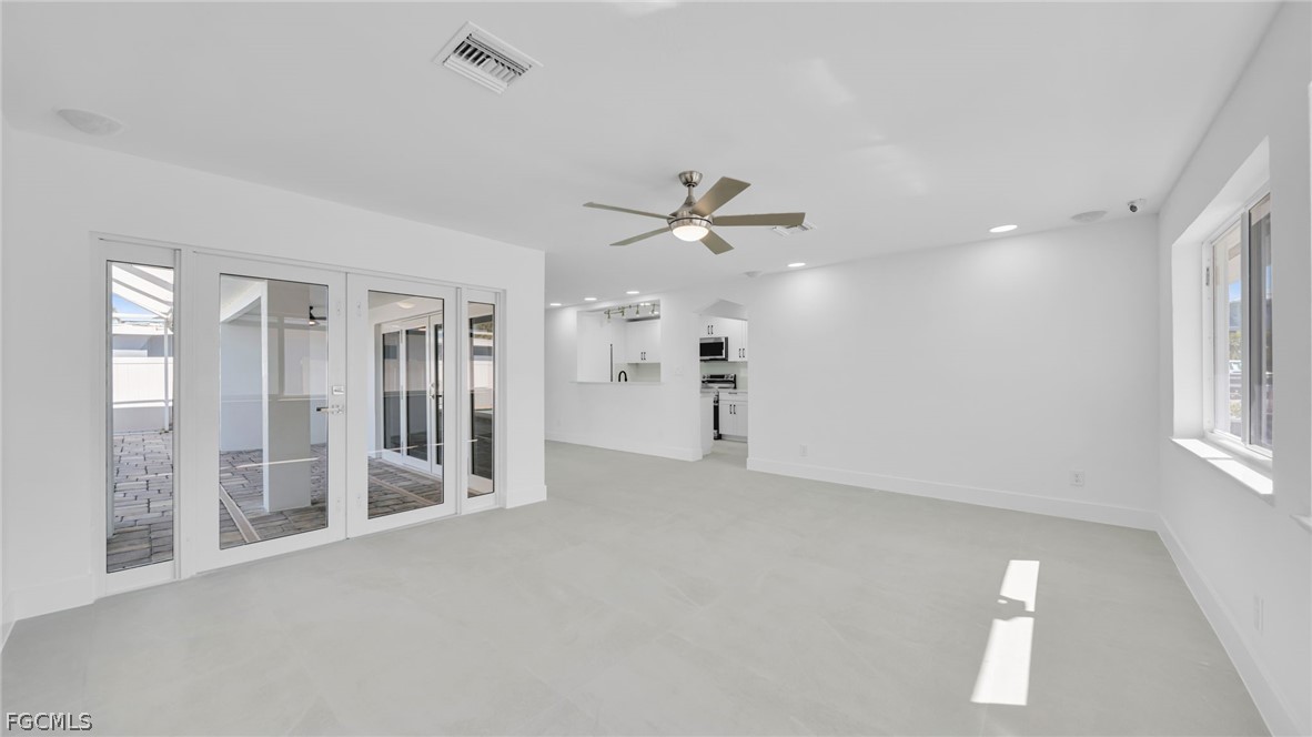 3 Bed Pool Home for Sale in Sandarac 2, photo 13