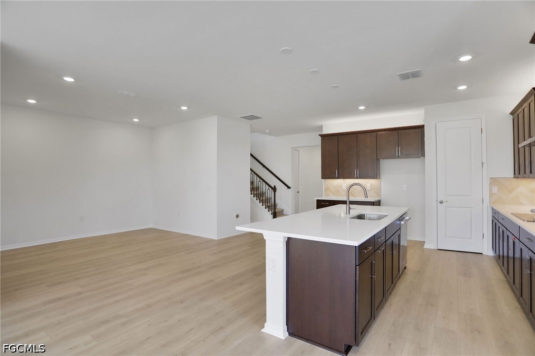 4 Bed SingleFamilyResidence for Sale in Turnleaf, photo 13