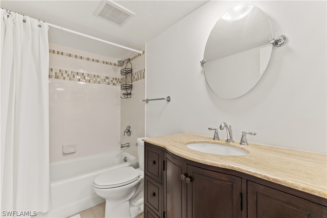 2 Bed Condominium for Sale in Naples, FL, $289,900 — photo 13