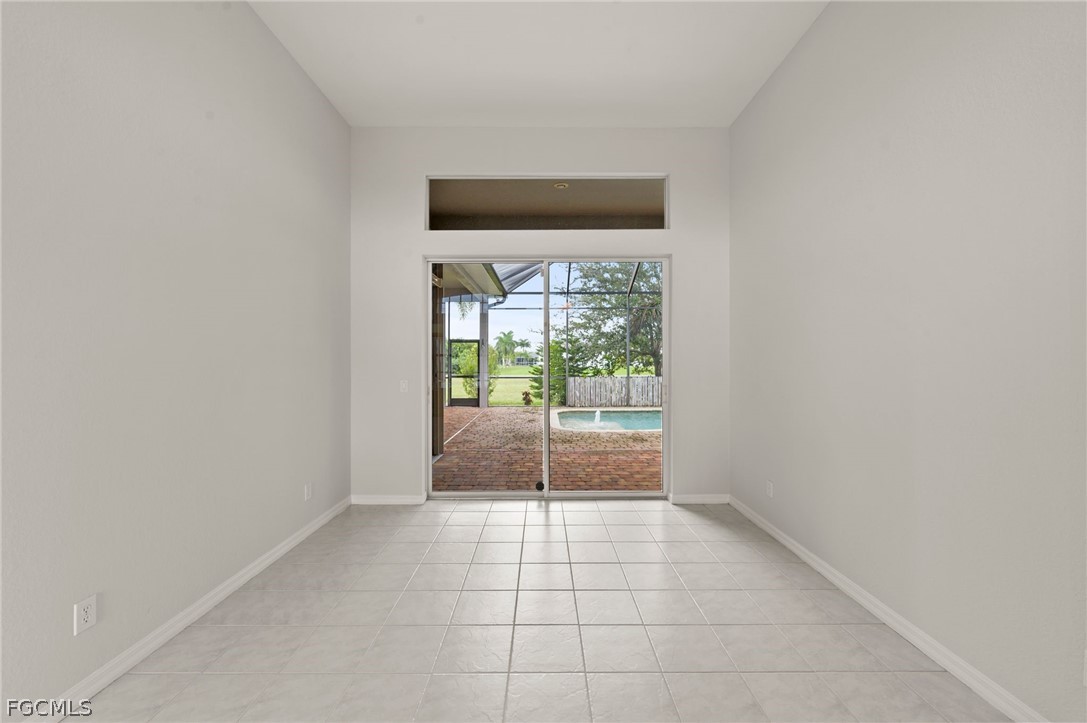 3 Bed Pool Home for Sale in Cape Coral, photo 13