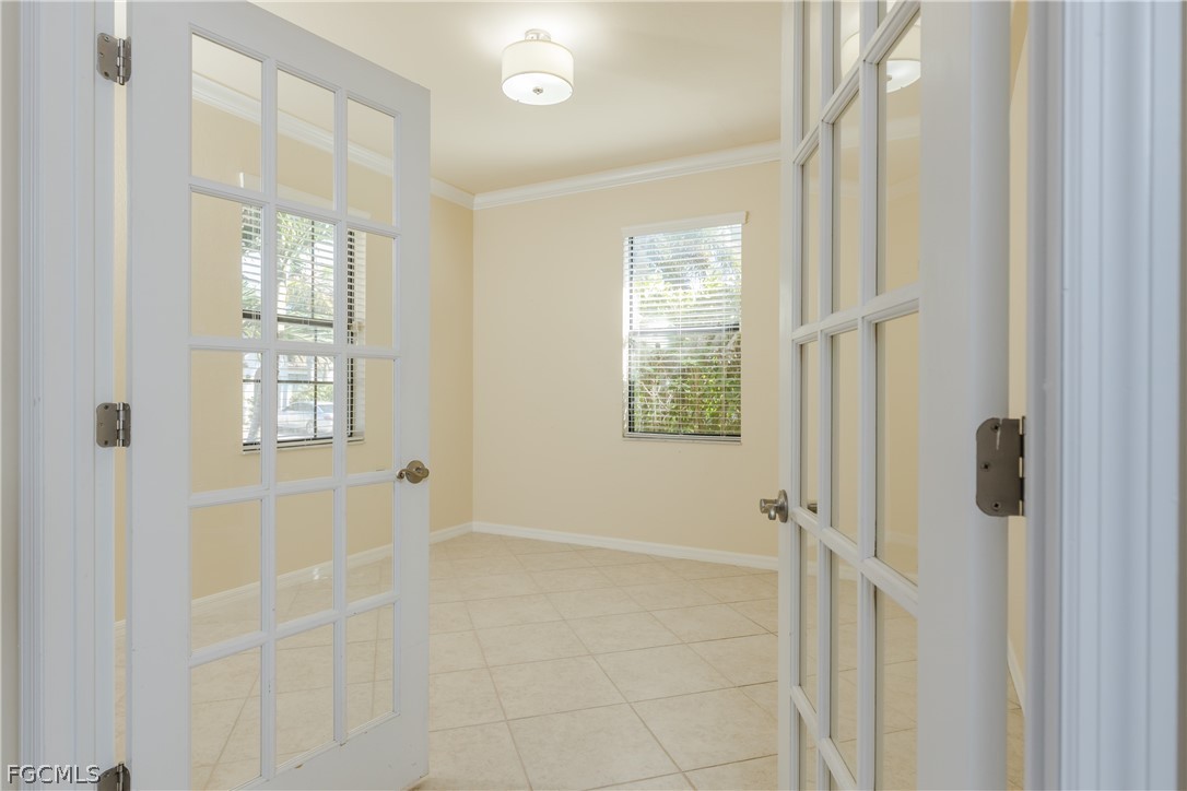 6 Bed Waterfront Home for Sale in Fort Myers, FL, $429,000 — photo 13