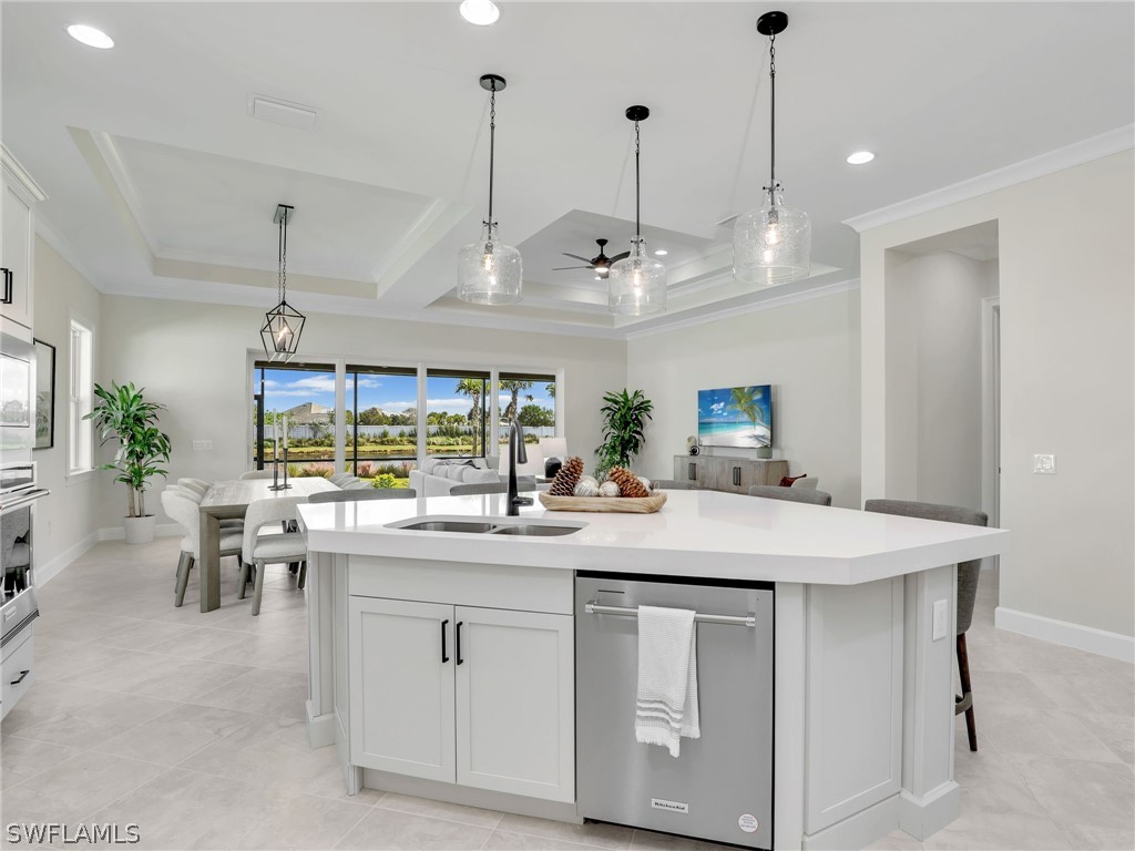 3 Bed Waterfront Home for Sale in Naples, photo 13
