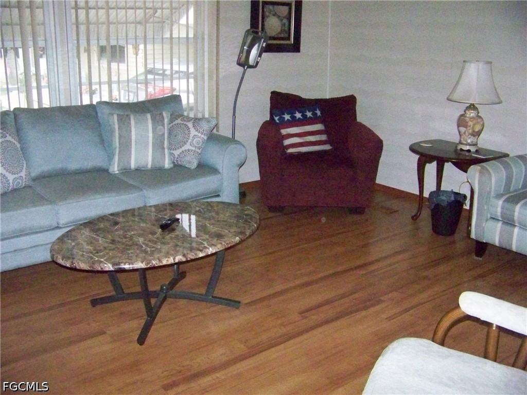 2 Bed ManufacturedHome for Sale in Carriage Village, photo 13