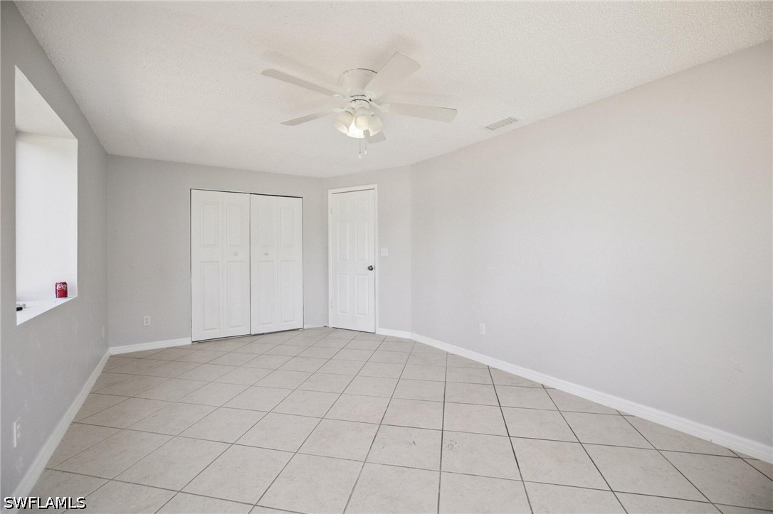 2 Bed SingleFamilyResidence for Sale in San Carlos Park, photo 13