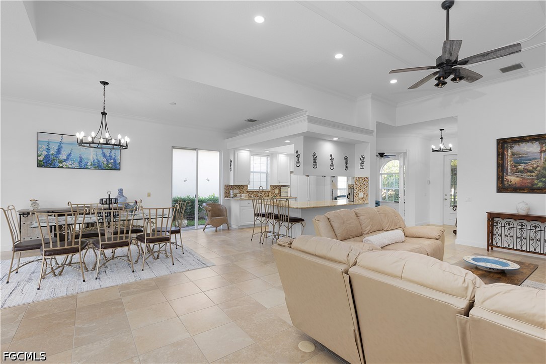 3 Bed Waterfront Home for Sale in Verona Walk, photo 13