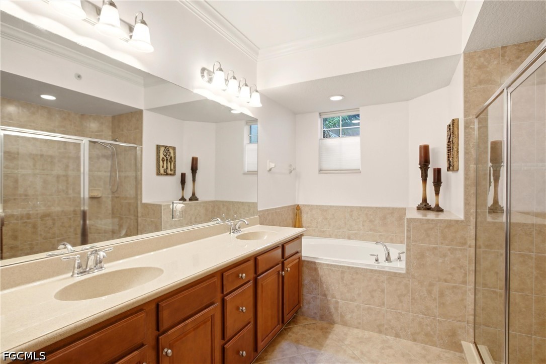 2 Bed Waterfront Home for Sale in Pebblebrook, photo 13