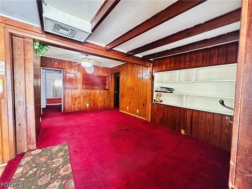 2 Bed SingleFamilyResidence for Sale in Fort Myers, photo 13