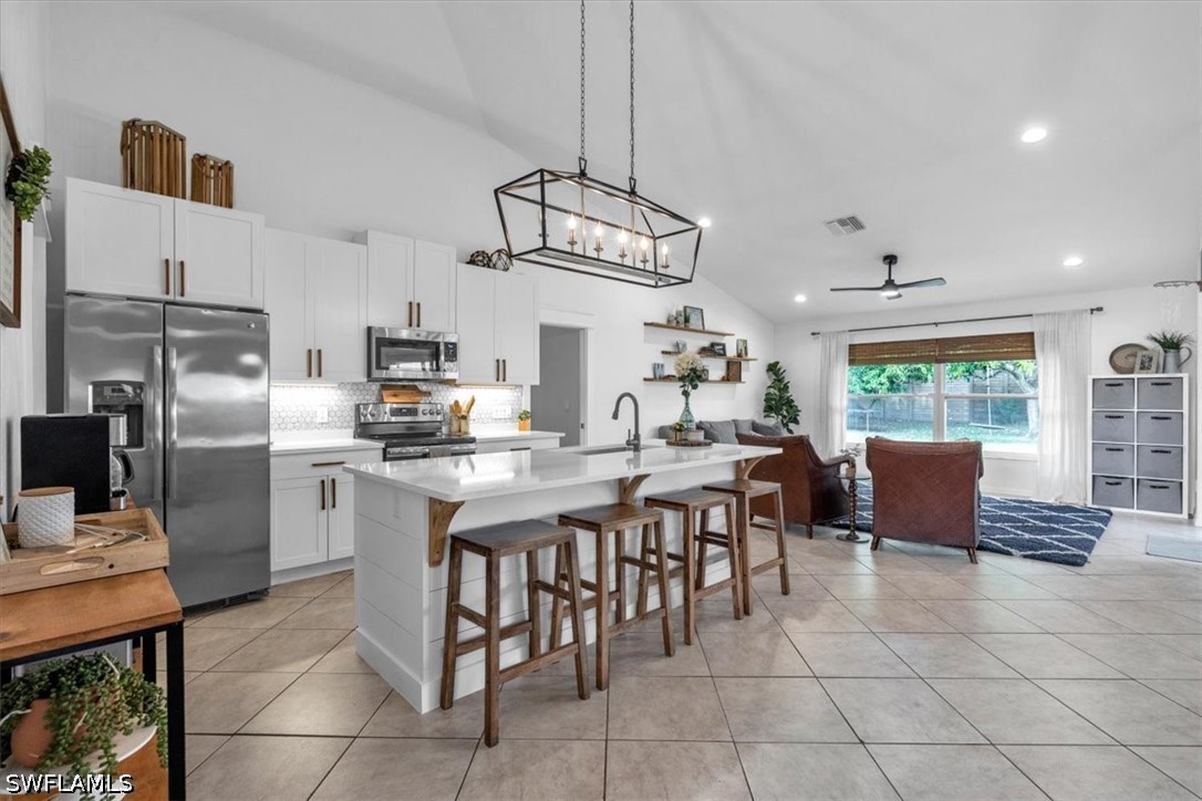 4 Bed SingleFamilyResidence for Sale in Naples, photo 13