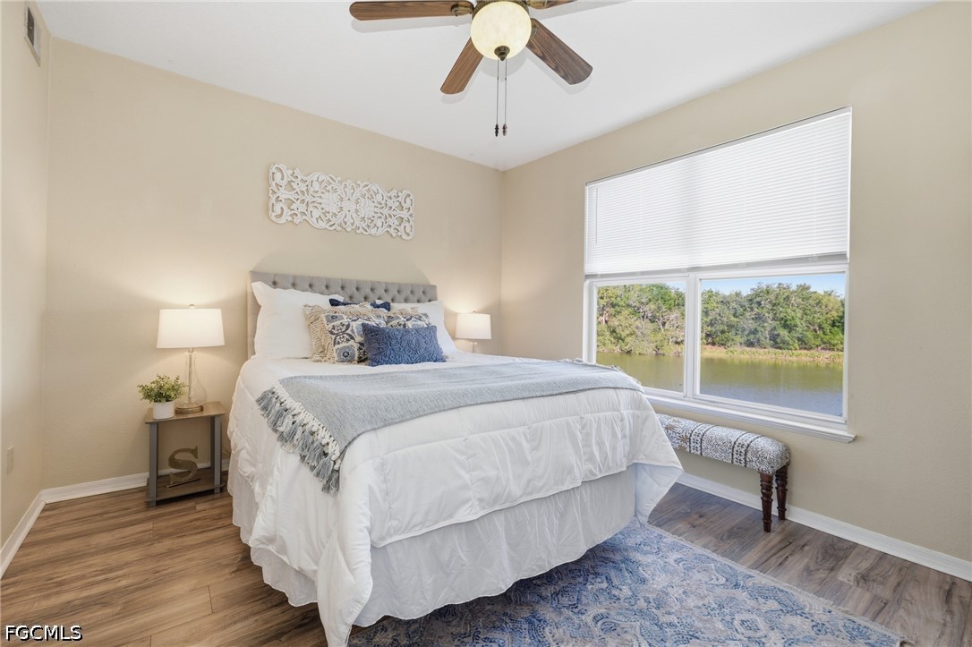 2 Bed Waterfront Home for Sale in Royal Greens, photo 13