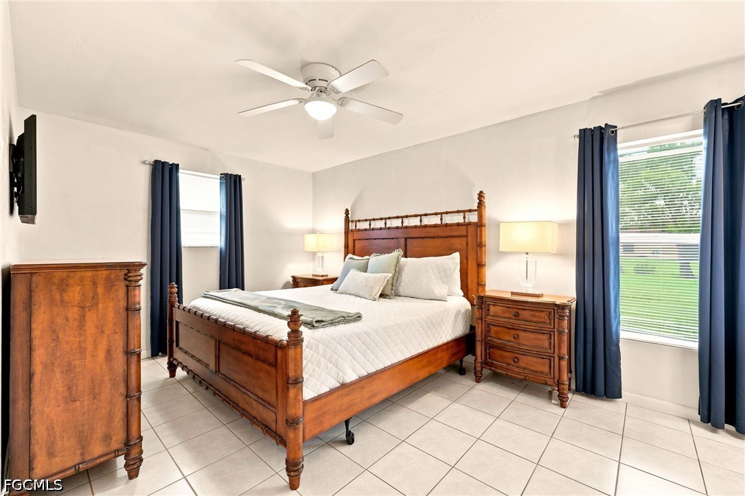 3 Bed SingleFamilyResidence for Sale in Cape Coral, photo 13