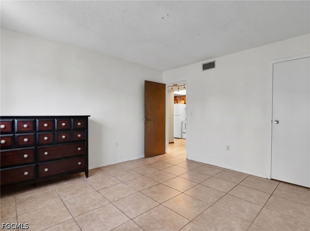 2 Bed Condominium for Sale in Windsor West, photo 13