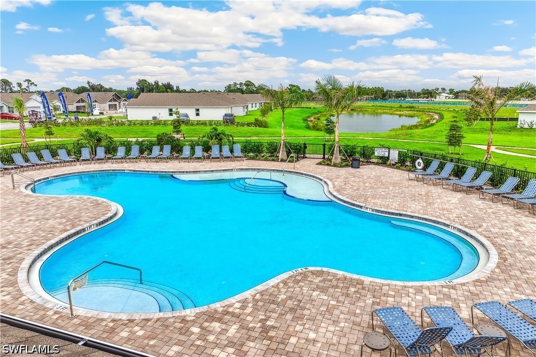 3 Bed SingleFamilyResidence for Sale in Bentley Crossing, photo 13