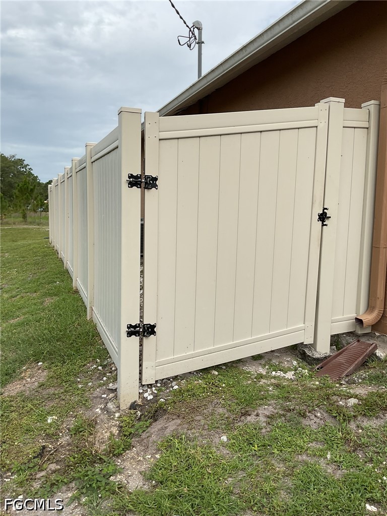 3 Bed SingleFamilyResidence for Sale in Lehigh Acres, FL — photo 13