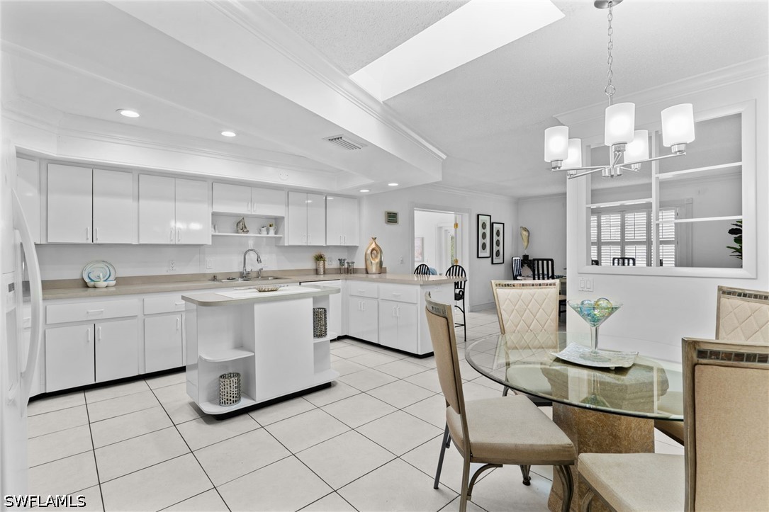 3 Bed SingleFamilyResidence for Sale in Naples, photo 13