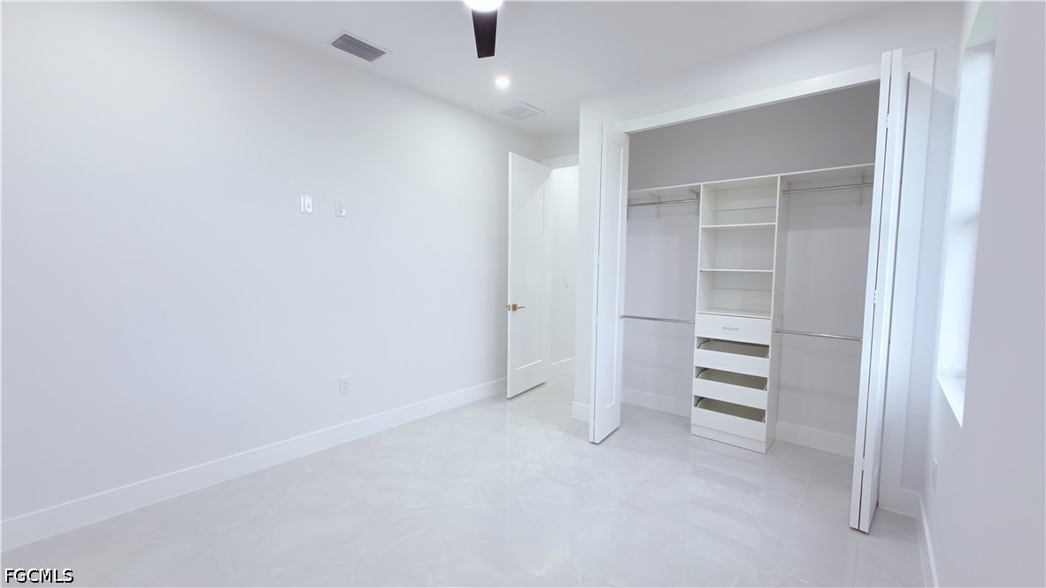 4 Bed SingleFamilyResidence for Sale in Lehigh Acres, photo 13