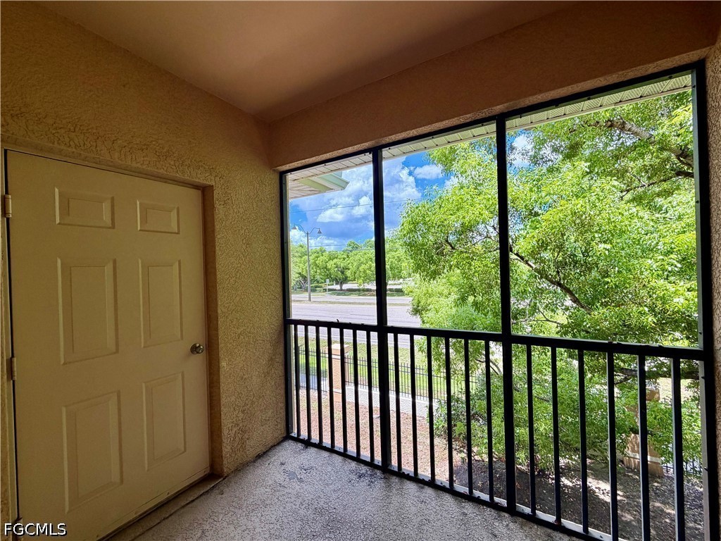 2 Bed Condominium for Sale in Fort Myers, photo 13