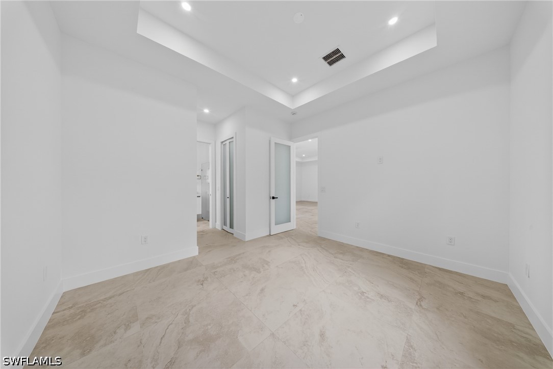 4 Bed SingleFamilyResidence for Sale in Naples, photo 13