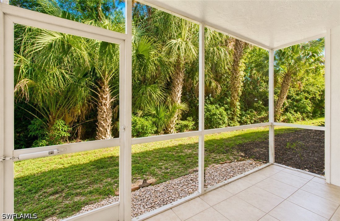 2 Bed Condominium for Sale in Naples Trace, FL, $269,000 — photo 13