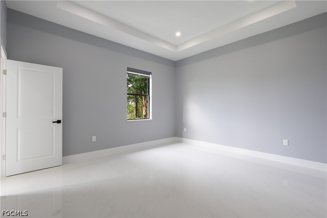3 Bed SingleFamilyResidence for Sale in Lehigh Acres, photo 13