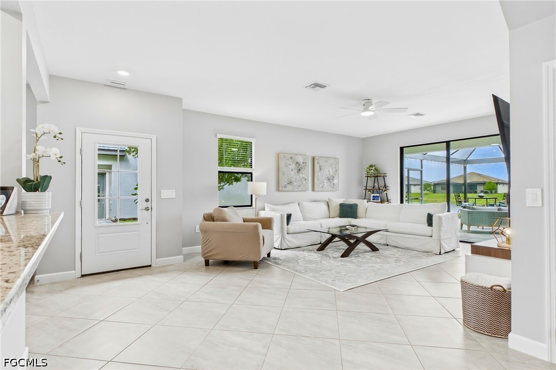 3 Bed Waterfront Home for Sale in Timber Creek, photo 13