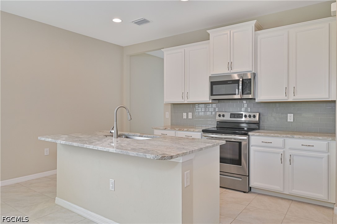 3 Bed SingleFamilyResidence for Sale in Alva, photo 13