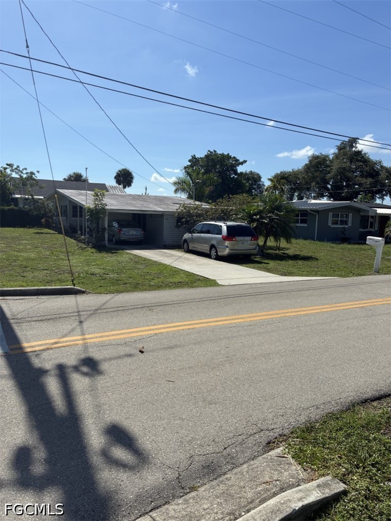 3 Bed SingleFamilyResidence for Sale in Fort Myers, photo 13