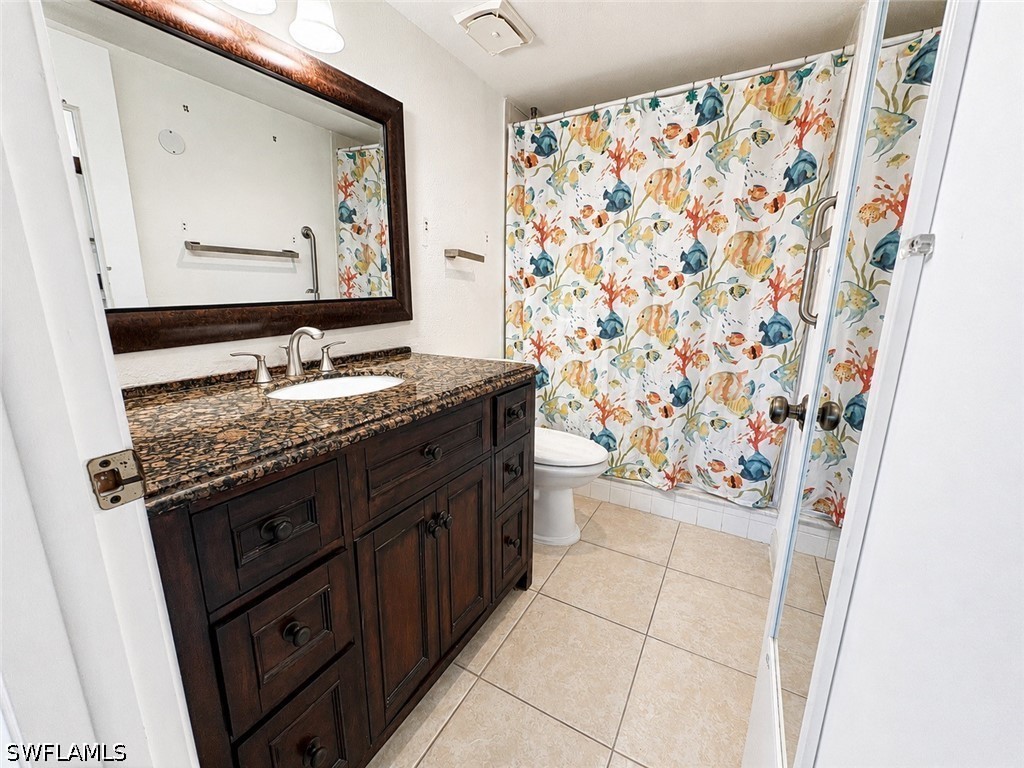 2 Bed Condominium for Sale in Naples, photo 13