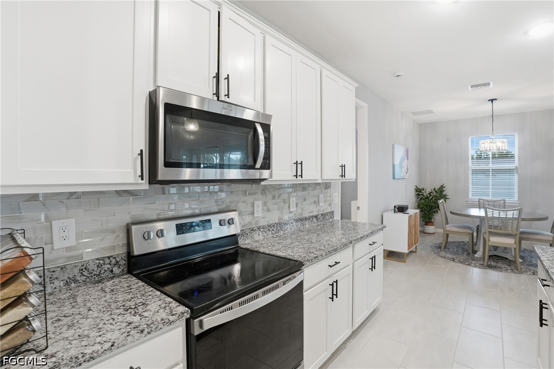 3 Bed Pool Home for Sale in Cape Coral, photo 13