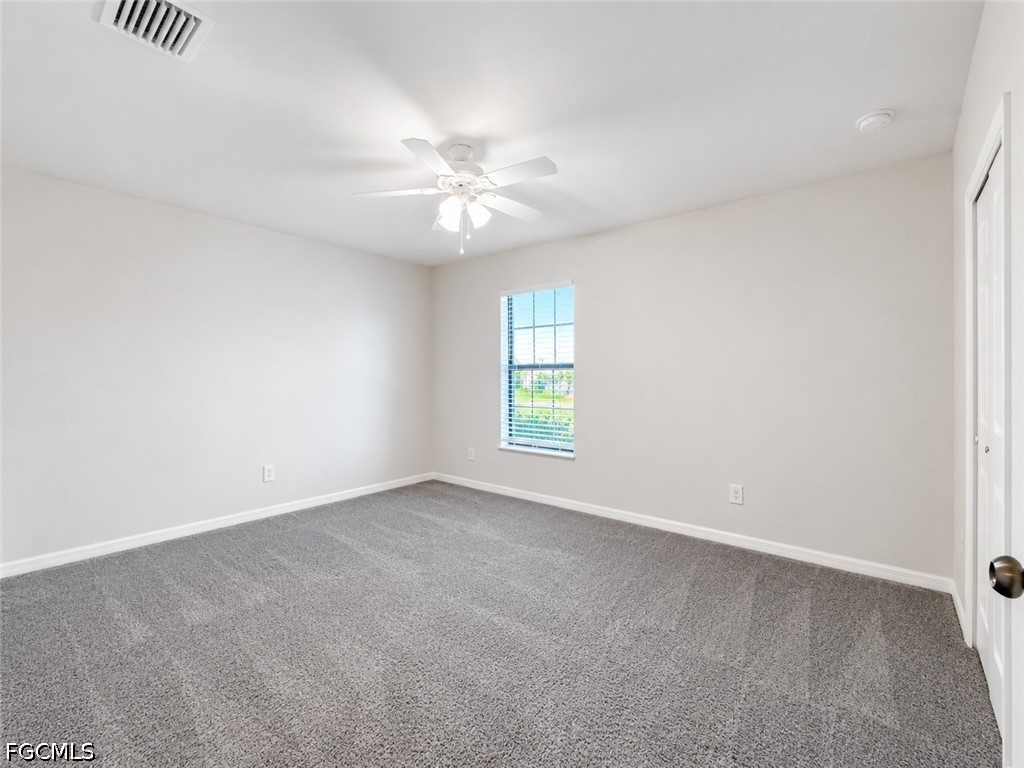 3 Bed SingleFamilyResidence for Sale in Cape Coral, photo 13