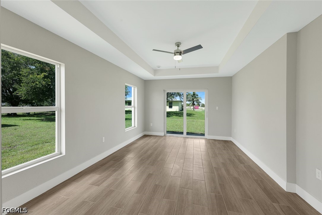 4 Bed SingleFamilyResidence for Sale in Cape Coral, photo 13
