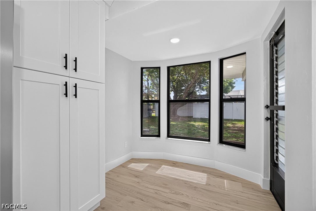 3 Bed SingleFamilyResidence for Sale in Cape Coral, photo 13