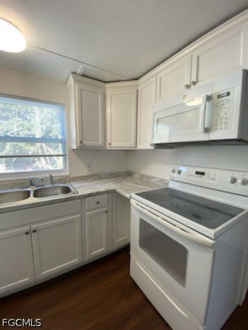 2 Bed SingleFamilyResidence for Sale in Gortons, photo 13