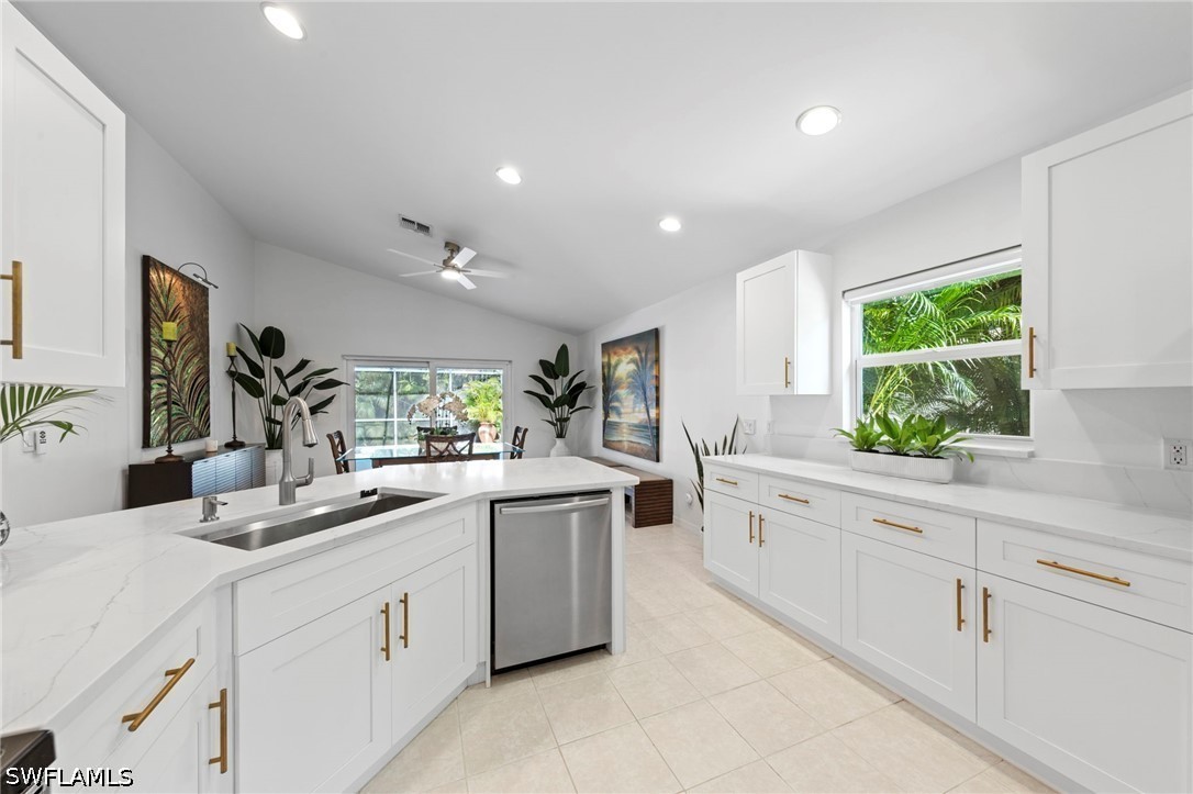 3 Bed Pool Home for Sale in Fort Myers, photo 13