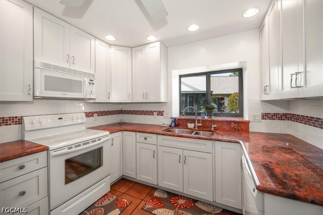 2 Bed Attached for Sale in Seven Lakes, FL, $295,000 — photo 13