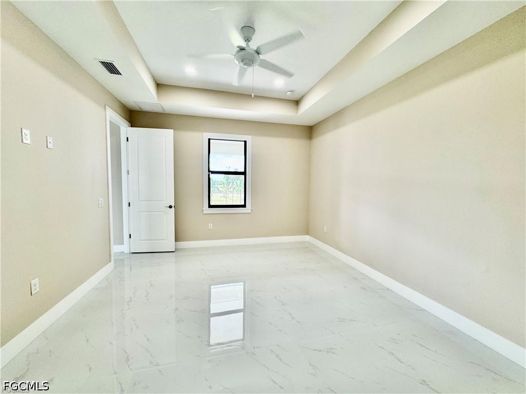 4 Bed SingleFamilyResidence for Sale in Cape Coral, photo 13