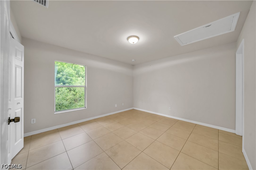 6 Bed Duplex for Sale in Lehigh Acres, photo 13