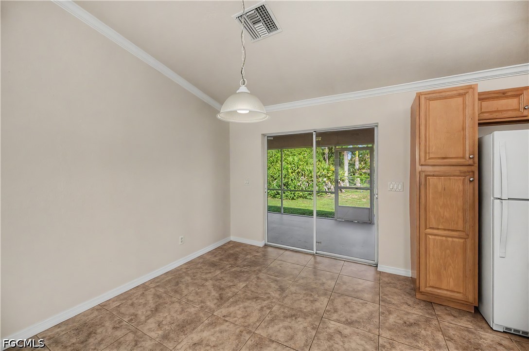 3 Bed SingleFamilyResidence for Sale in Mirror Lakes, FL — photo 13