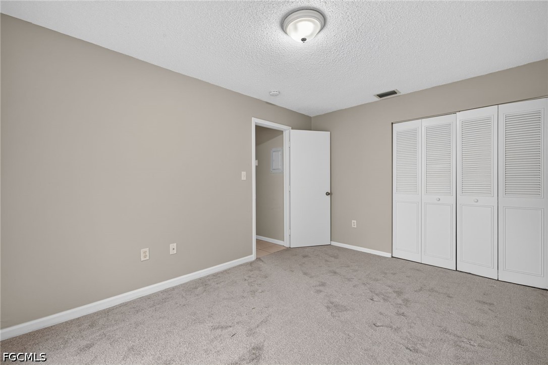 2 Bed Condominium for Sale in Fort Myers, photo 13