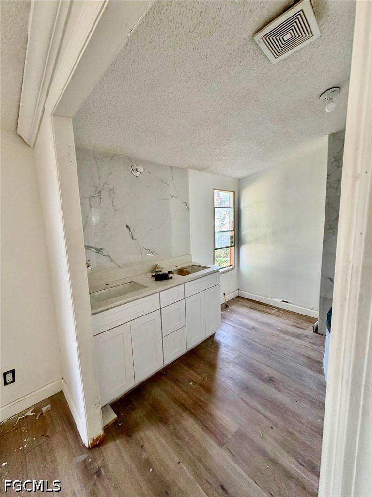 3 Bed ManufacturedHome for Sale in Not Applicable, FL — photo 13
