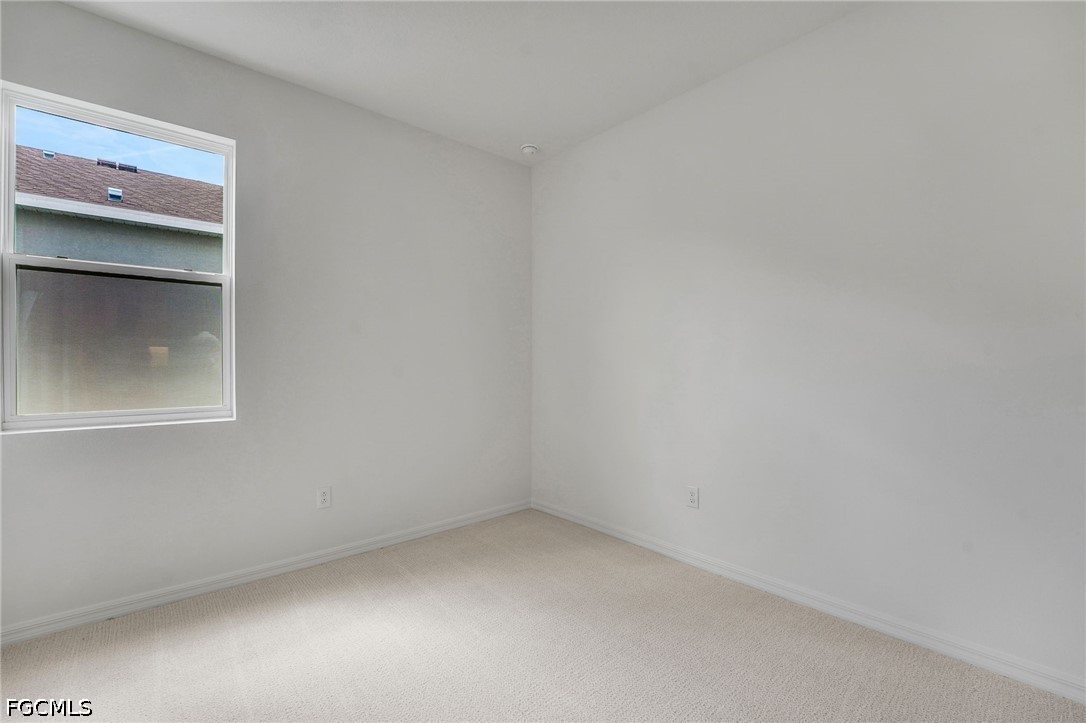 4 Bed SingleFamilyResidence for Sale in Turnleaf, photo 13